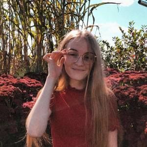 Meet your Posher, Lea